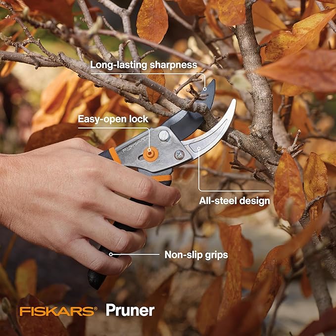 Fiskars Bypass Pruning Shears, 5/8-Inch Cut Capacity Garden Clippers, Gardening Scissors with Sharp, Rust Resistant Steel Blade
