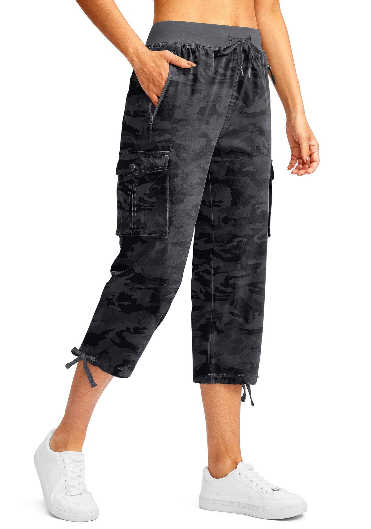 Soothfeel Women's Cargo Capris Pants with 6 Pockets Lightweight Quick Dry Travel Hiking Summer Pants for Women Casual (Black Camo, S)
