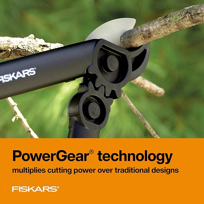 Fiskars 15-Inch PowerGear Loppers, Sharp Steel Blade Bush and Tree Trimmer, Cuts up to 1.25-Inch Diameter Branches, Rust Resistant and Lightweight Pruner, Yard Tools for Gardening