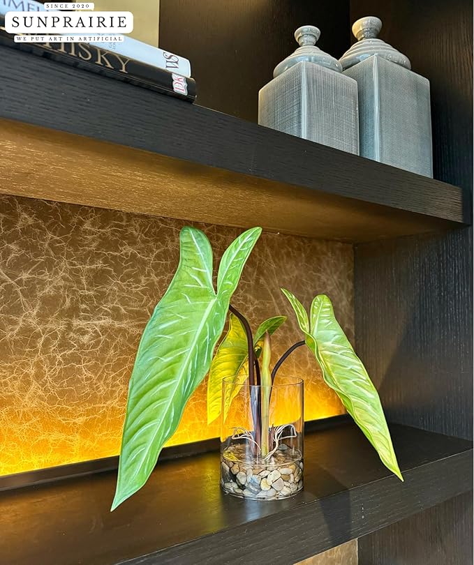 SUNPRAIRIE Realistic Faux Plant in Clear Pot with Artificial Water, Narrow Arrowhead Leaves. Artificial Plants Indoor and Outdoor