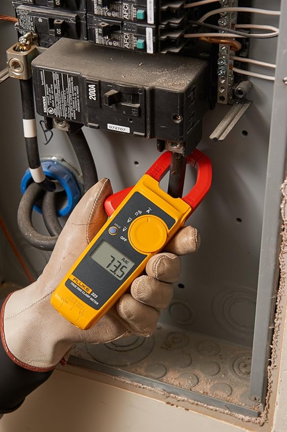 Fluke 117/323 Kit Multimeter and Clamp Meter Combo Kit For Residential And Commercial Electricians, AC/DC Voltage, AC Current 400 A, Includes Test Leads, TPAK And Carrying Case