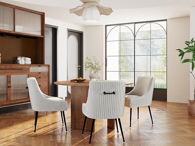 Velvet Dining Chairs Set of 4,Beige Upholstered Living Room Chairs with Black Metal Legs, Modern Tufted Accent Chairs for Living Room, Study Room, Kitchen