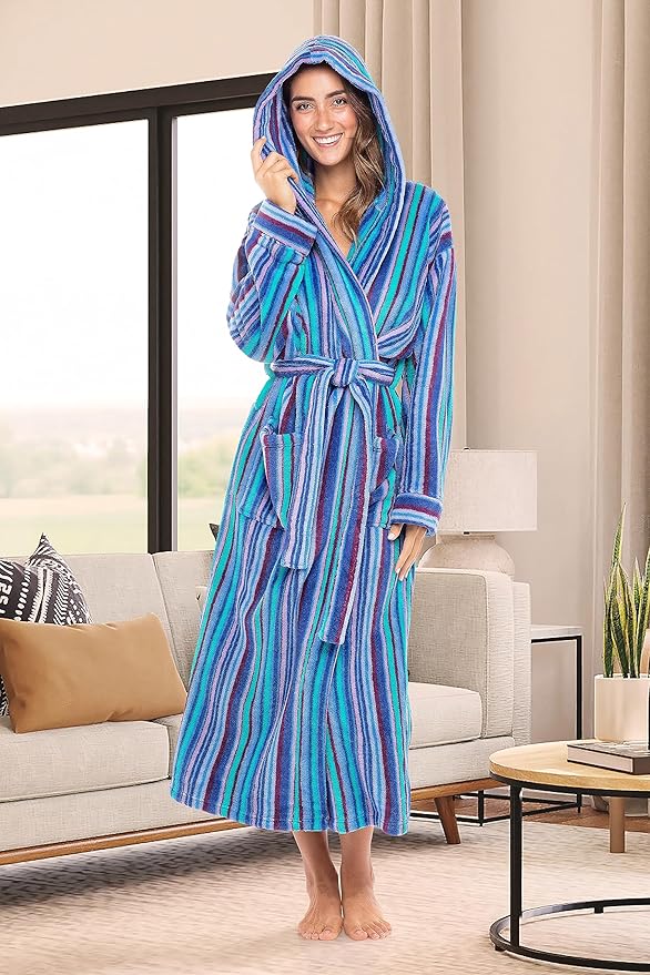 Alexander Del Rossa Womens Robe, Long Plush Bathrobe with Hood, Hooded Robes for Women Plus Size Bath Robe