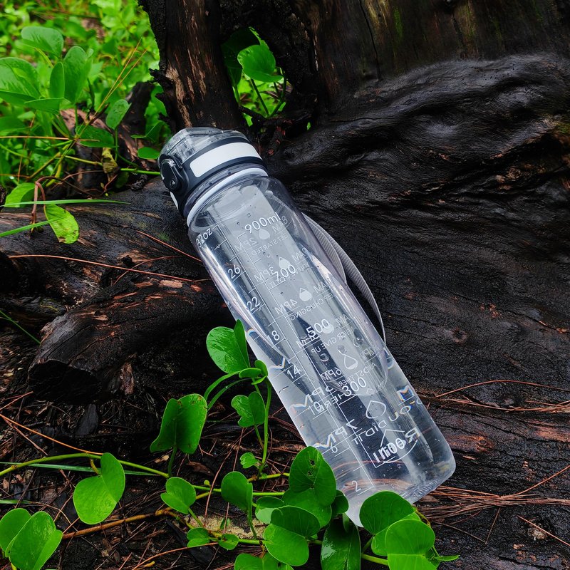 OLDLEY Water Bottle, 32oz Motivational Sports Water Bottle with Time Marker - Times to Drink - Tritan, BPA Free, Wide Mouth Leakproof, Eclipse Eve (1 Bottle)