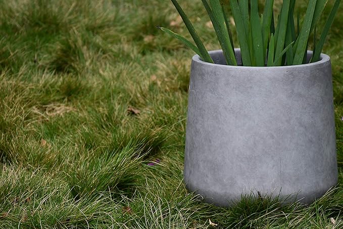 Kante 15.3" Dia Round Concrete Planter, Outdoor Indoor Large Plant Pots Containers with Drainage Hole and Rubber Plug for Home Garden Patio, Natural Concrete