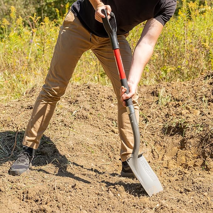 Radius Premium D-Handle Round-Point Shovel, Fiberglass Shaft
