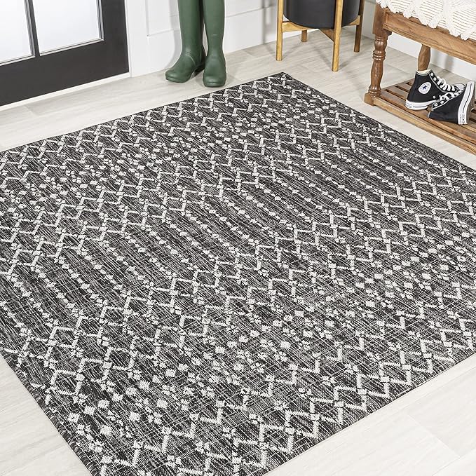 JONATHAN Y SMB108F-3SQ Ourika Moroccan Geometric Textured Weave Black/Gray 3' Square Indoor/Outdoor Area Rug, Pet Friendly, Non-Shedding, Stain Resistant, Easy-Cleaning for Backyard, Patio, Porch