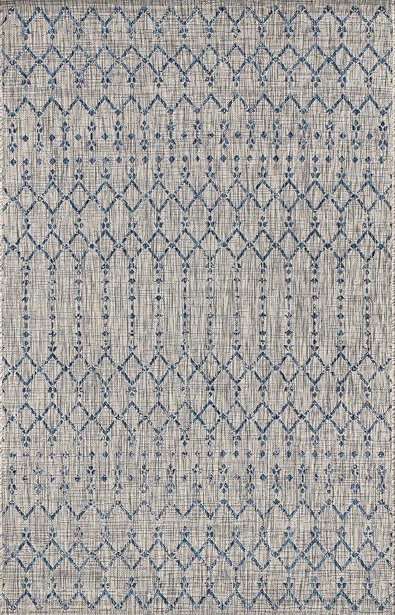 JONATHAN Y Moroccan Geometric Indoor Outdoor Area Rug 4X6 Light Gray/Navy, Ourika Textured Weave for Backyard, Patio, Porch, Easy-Cleaning, High Traffic, Pet-Friendly, Non-Shedding (SMB108A-4)