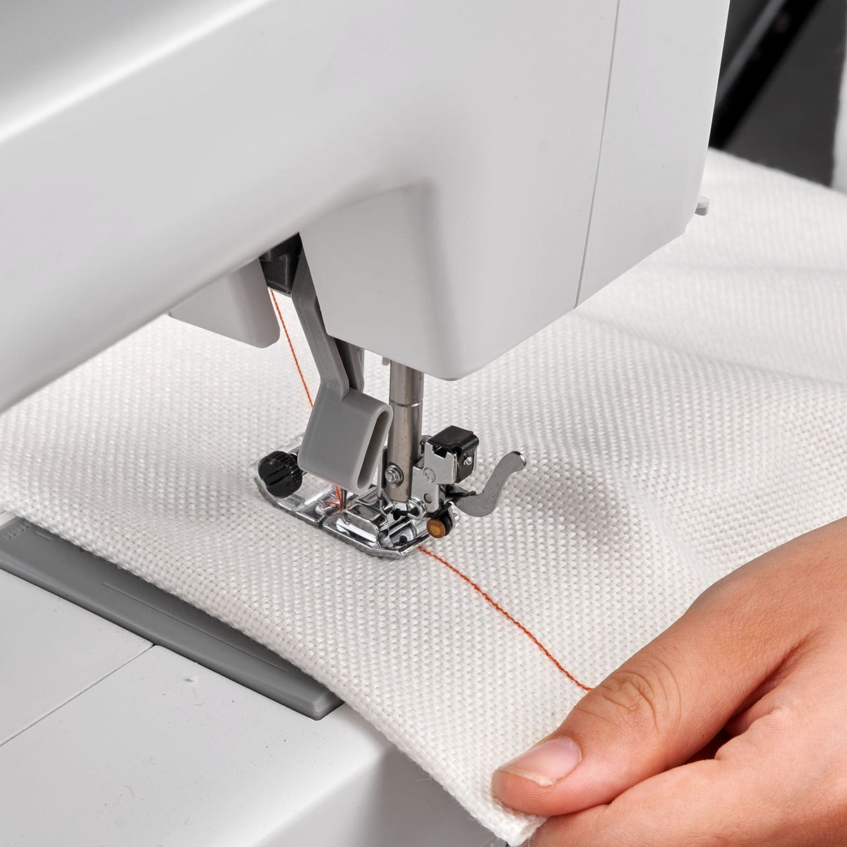 Sewing Machine, 18 Stitch Applications, with LED Light and Foot Pedal, Simple Dial Control, Interior Metal Frame, Lightweight and Portable Beginner Sewing Machine for Adults Crafts and Mending